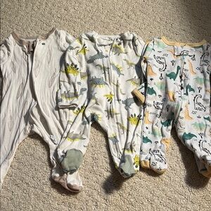 3 footie one pieces jammies